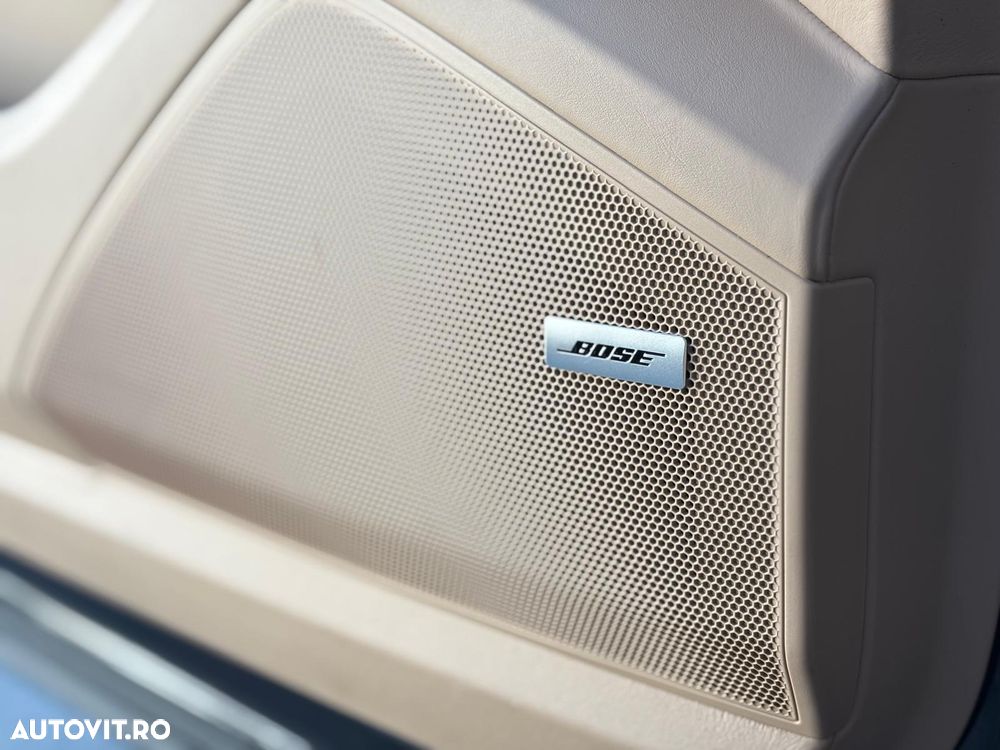 Porsche Cayenne Tiptronic S Platinum Edition - 25