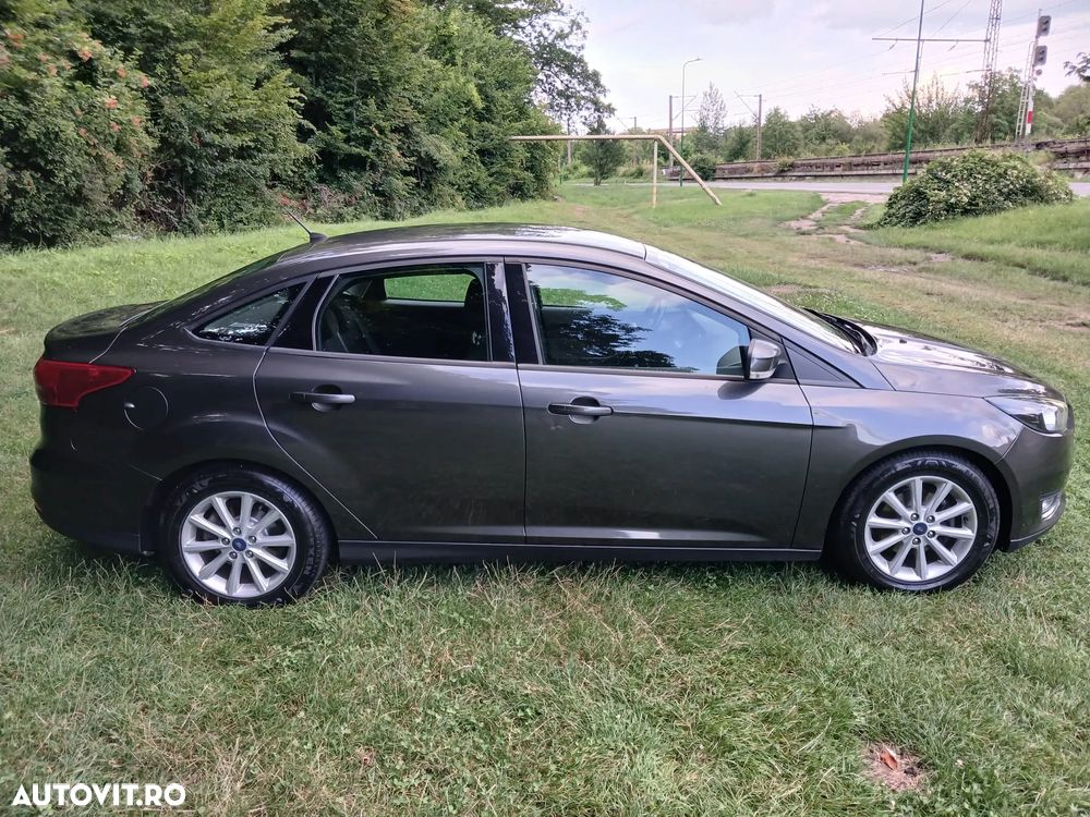 Ford Focus 1.6 TDCi DPF Trend - 5