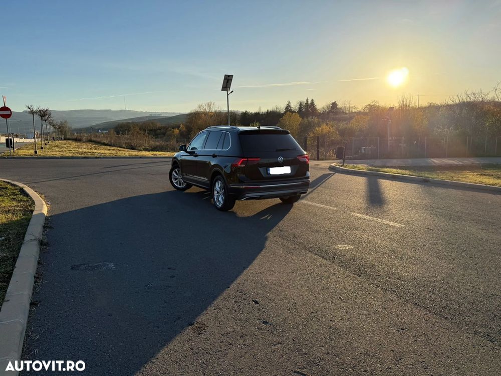 Volkswagen Tiguan 2.0 TDI SCR 4MOTION (BlueMotion Techn.) DSG Highline - 27