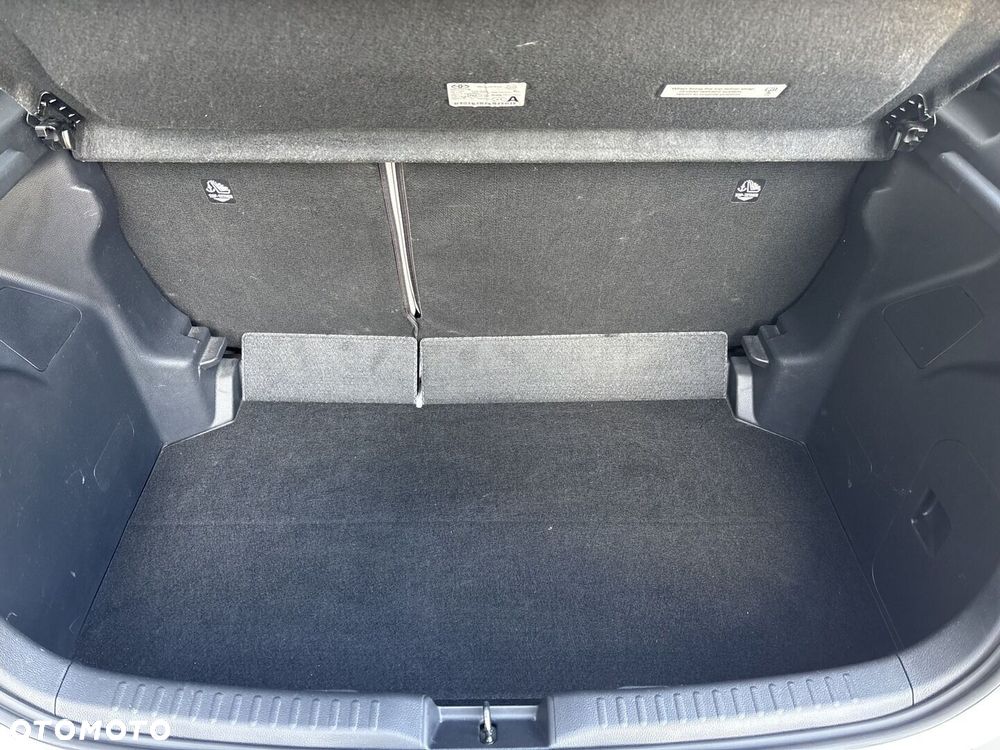 Toyota Yaris Hybrid 1.5 Executive - 22