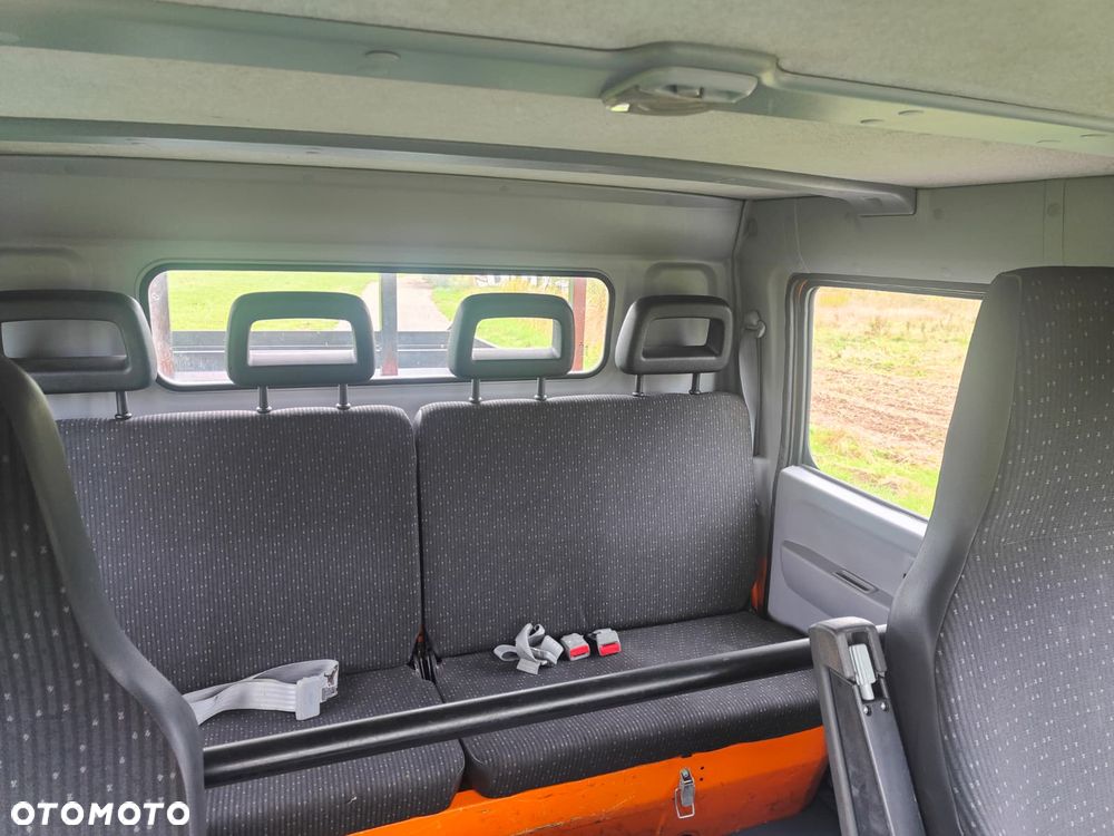 Mitsubishi FUSO Canter - 27