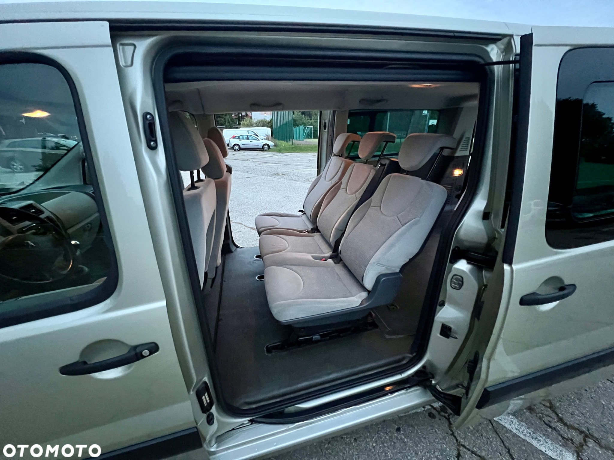 Peugeot Expert - 10