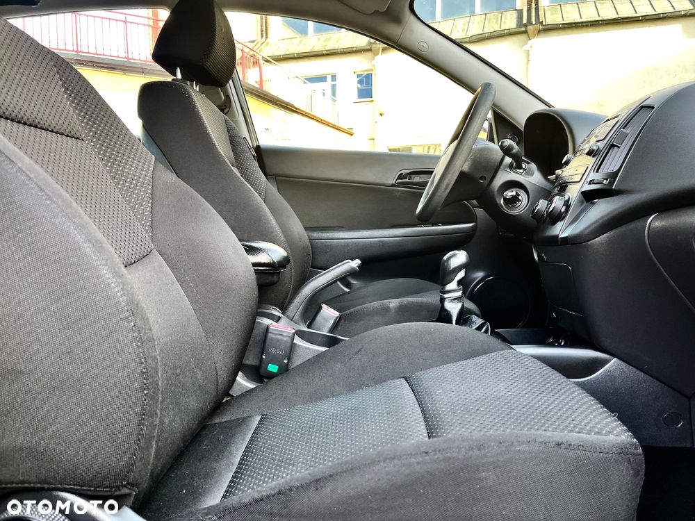 Hyundai i30 1.4 FIFA WM Edition - 10