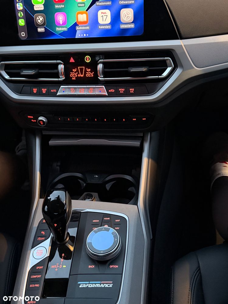 BMW Seria 3 318i - 12