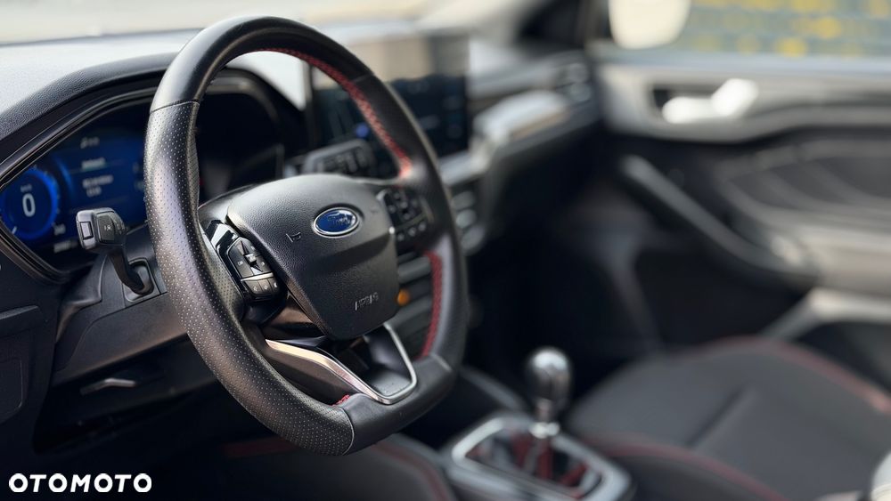 Ford Focus ver-1-0-ecoboost-mhev-st--line - 11