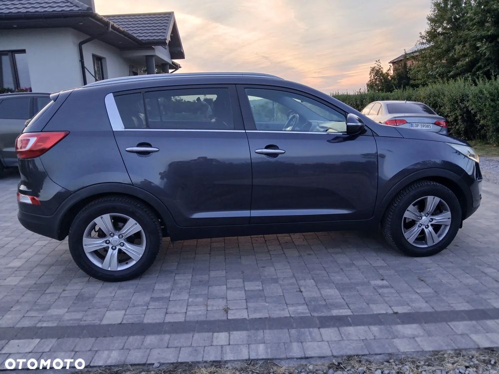 Kia Sportage 2.0 L - 4