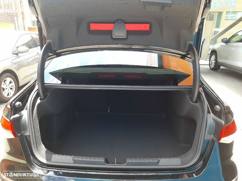 Audi A3 Limousine 30 TFSI Advanced S tronic - 33