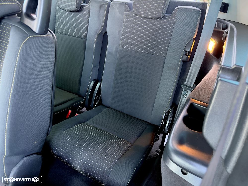 Renault Grand Scénic 1.5 dCi Dynamique S 7L - 47