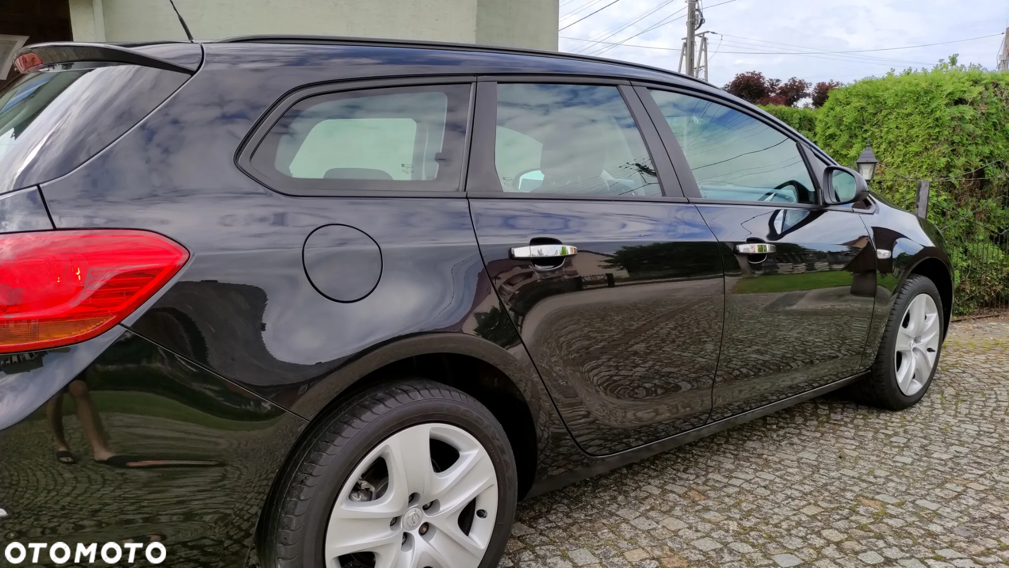 Opel Astra 1.4 Turbo Sports Tourer - 16