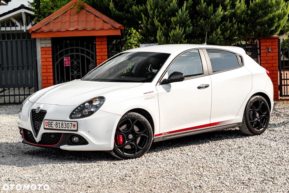 Alfa Romeo Giulietta 1.8 TBi 16V TCT Veloce - 8