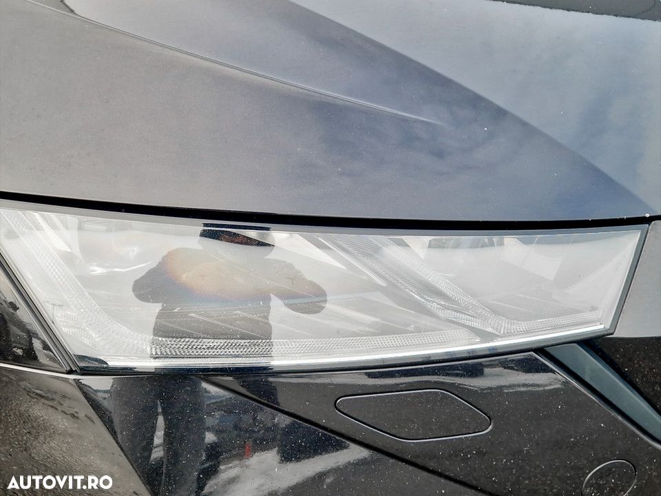 Skoda Octavia 1.4 TSI DSG RS - 9