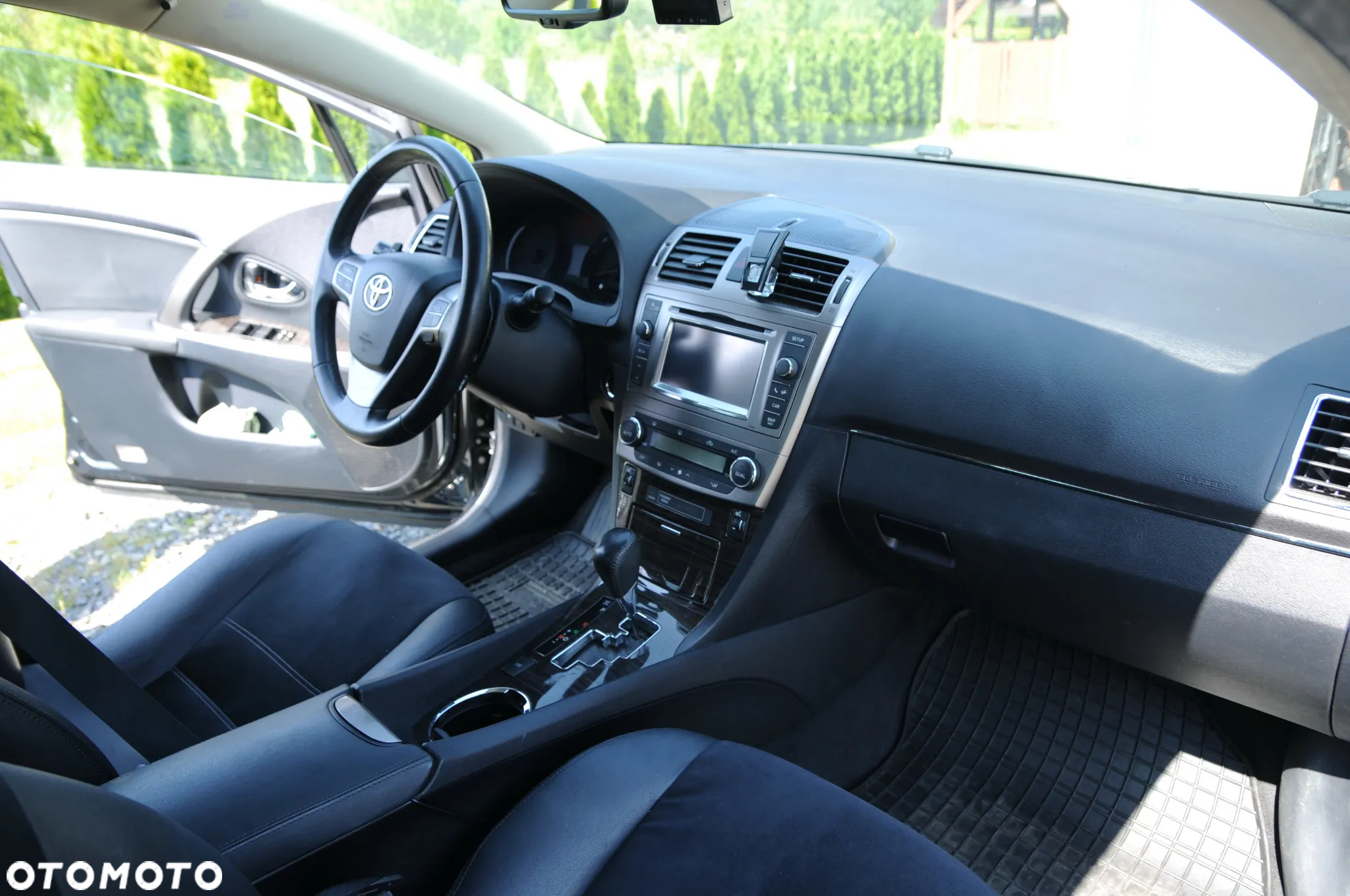 Toyota Avensis 1.8 Premium EU5 MS - 11