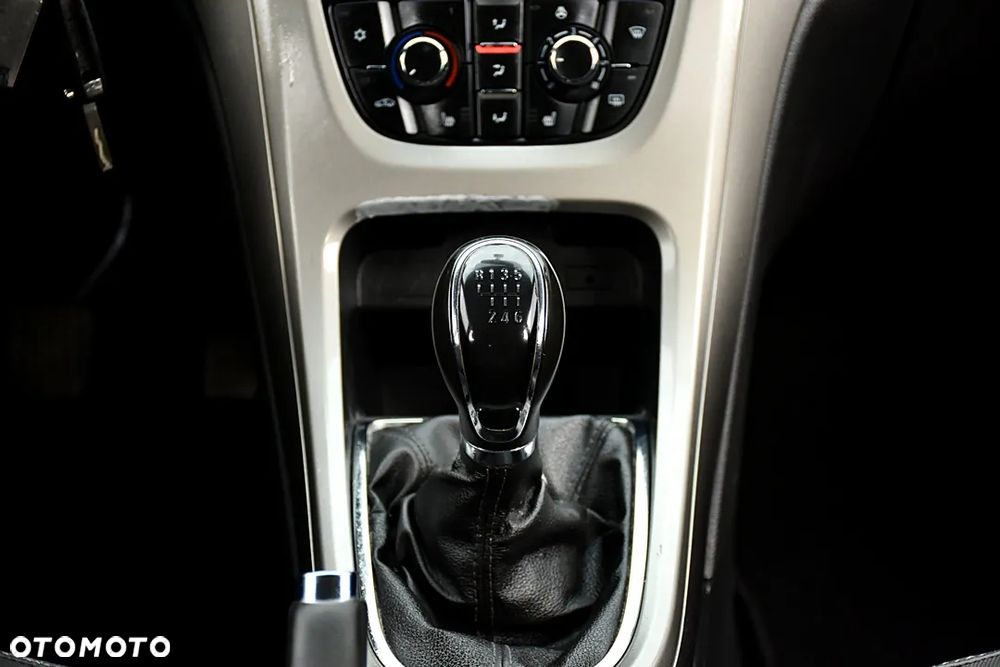 Opel Astra 1.4 Turbo Active - 23