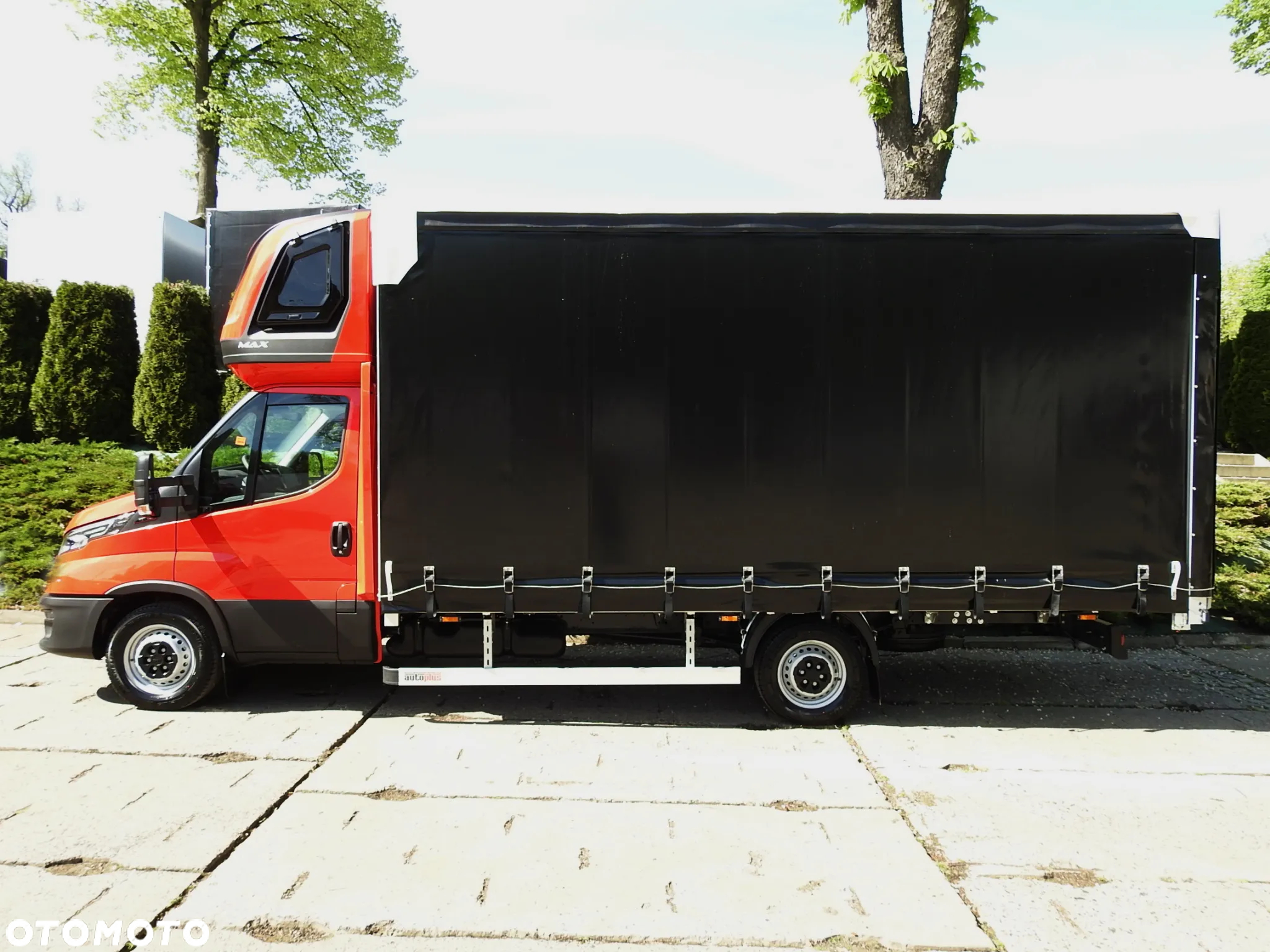 Iveco DAILY NOWY 35S18 CONNECT PLANDEKA 10 PALET WEBASTO KLIMATYZACJA TEMPOMAT NAWIGACJA LEDY ASO  180KM [ 500249 ] - 10