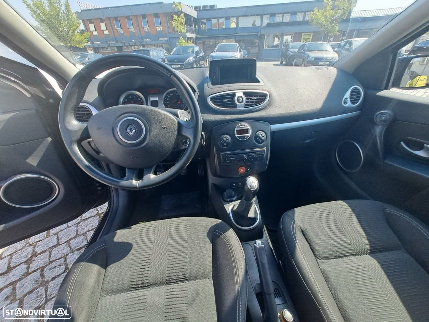 Renault Clio Break 1.2 16V Confort - 8