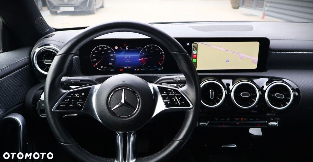 Mercedes-Benz CLA - 12