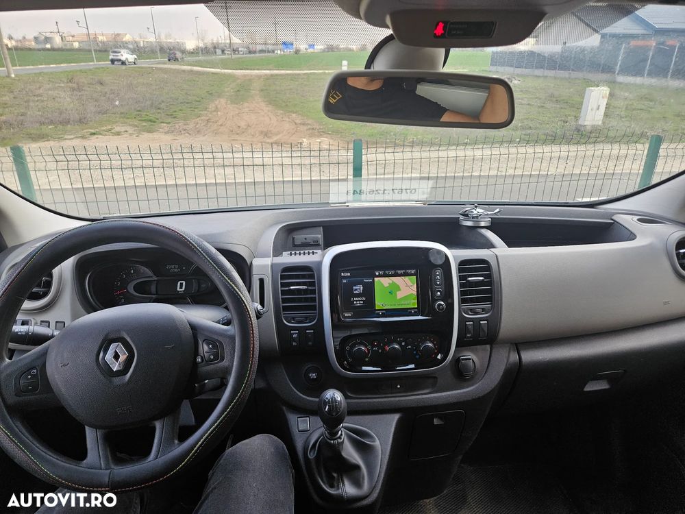 Renault Trafic - 10