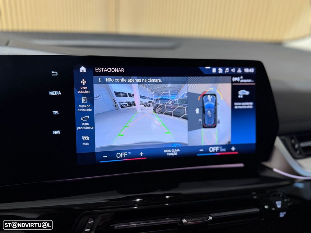 BMW 218 Active Tourer - 16