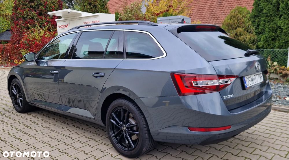 Skoda Superb 2.0 TDI DSG Style - 12