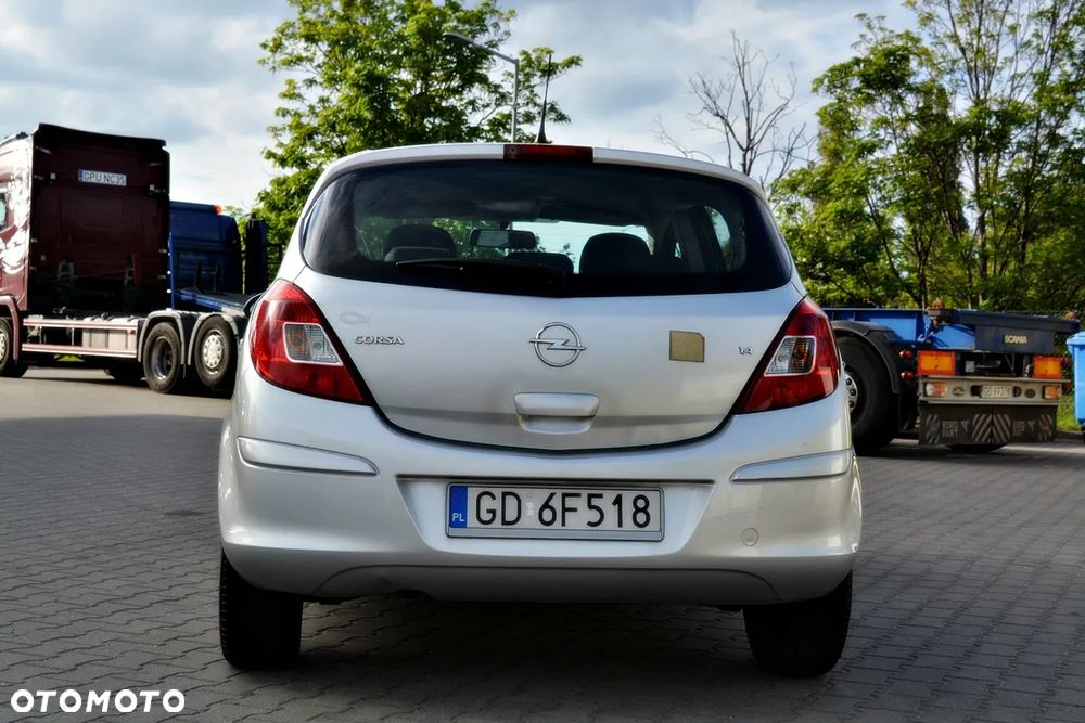 Opel Corsa 1.4 16V Catch me - 12