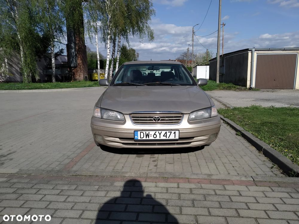 Toyota Camry 2.2 LE - 5