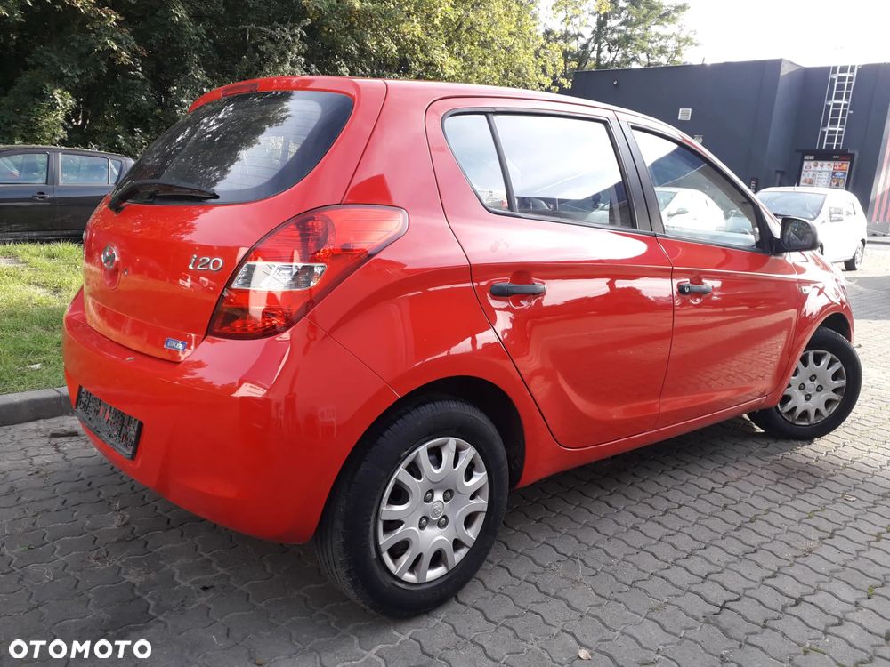 Hyundai i20 1.2 Edition Plus - 12