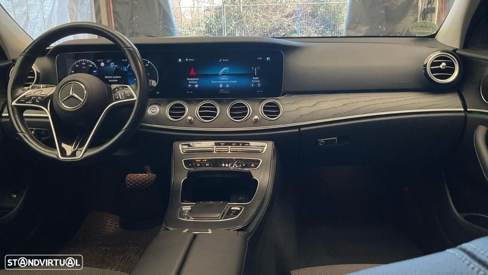 Mercedes-Benz E 300 de 9G-TRONIC AMG Line - 5