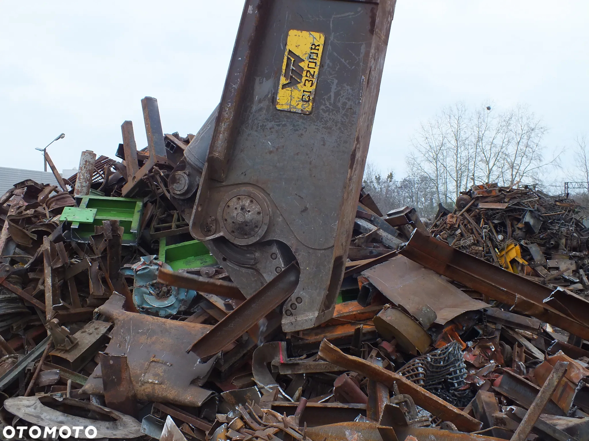 Obrotowe nożyce do cięcia stali złomu VTN CI3200 - 14