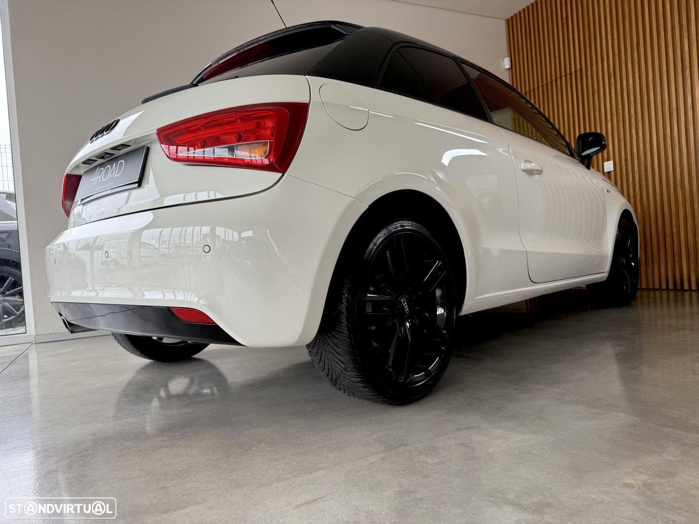 Audi A1 1.6 TDI S-line - 12