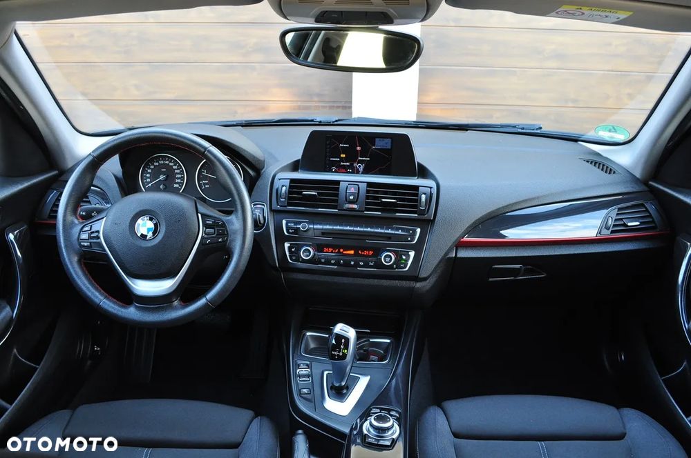 BMW Seria 1 118d Sport Line - 10