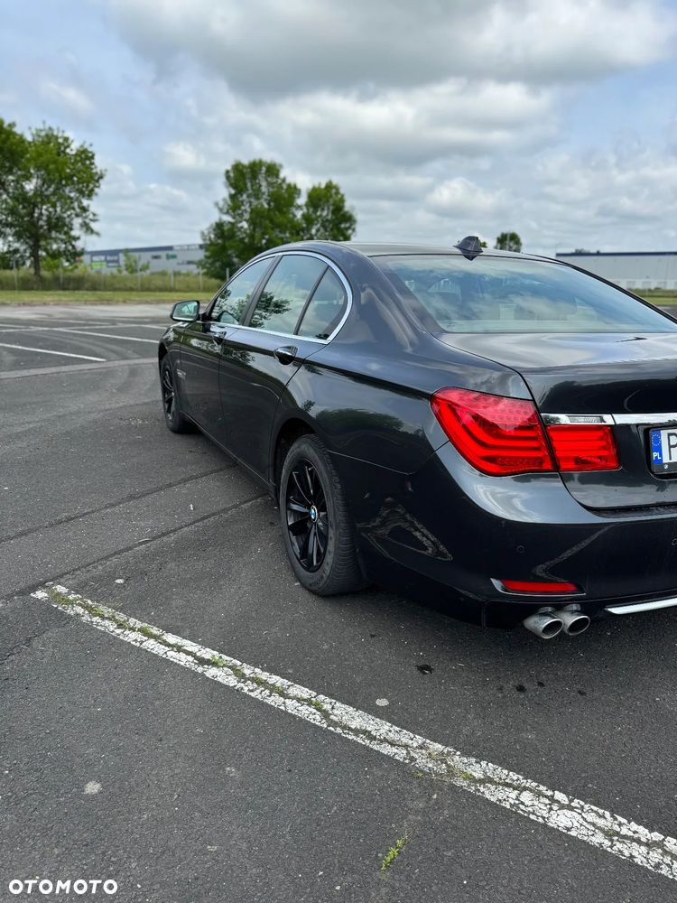 BMW Seria 7 730d - 4