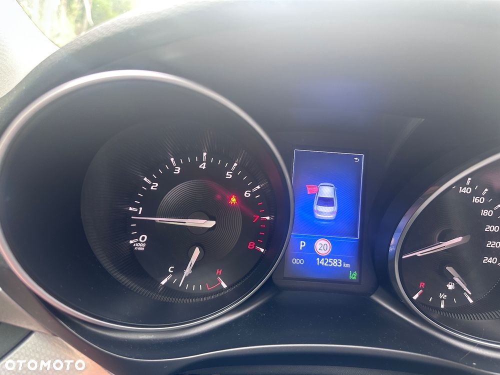 Toyota Avensis 1.8 Prestige MS - 11