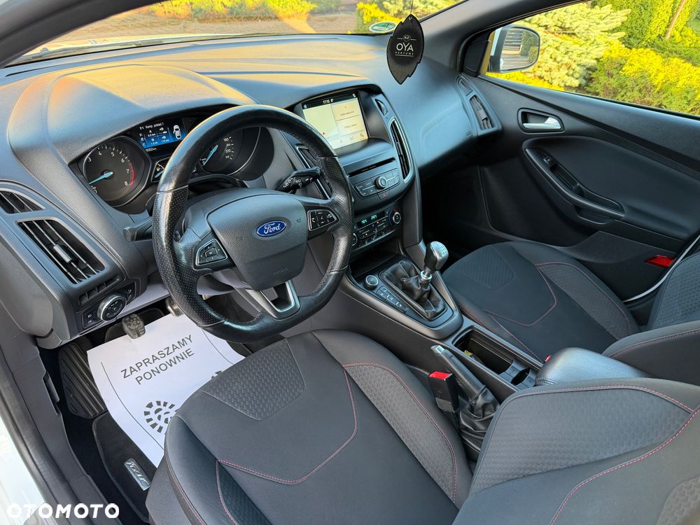 Ford Focus 1.0 EcoBoost ST-Line ASS - 11