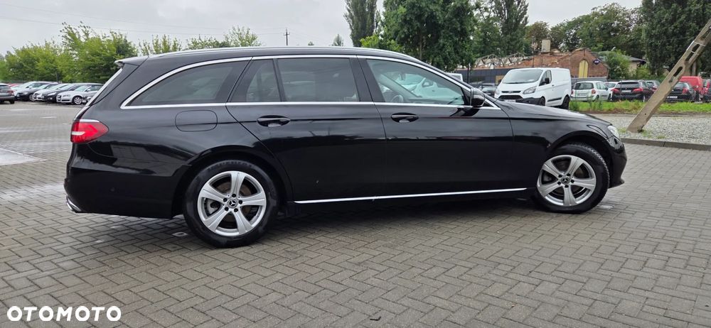 Mercedes-Benz Klasa E 220 d 9G-TRONIC - 19