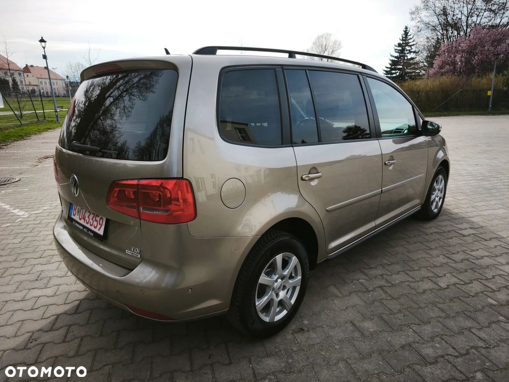 Volkswagen Touran 1.6 TDI DPF BlueMotion Technology Comfortline - 5