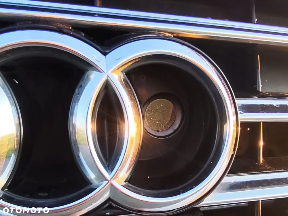 Audi A8 4.2 FSI Quattro - 21