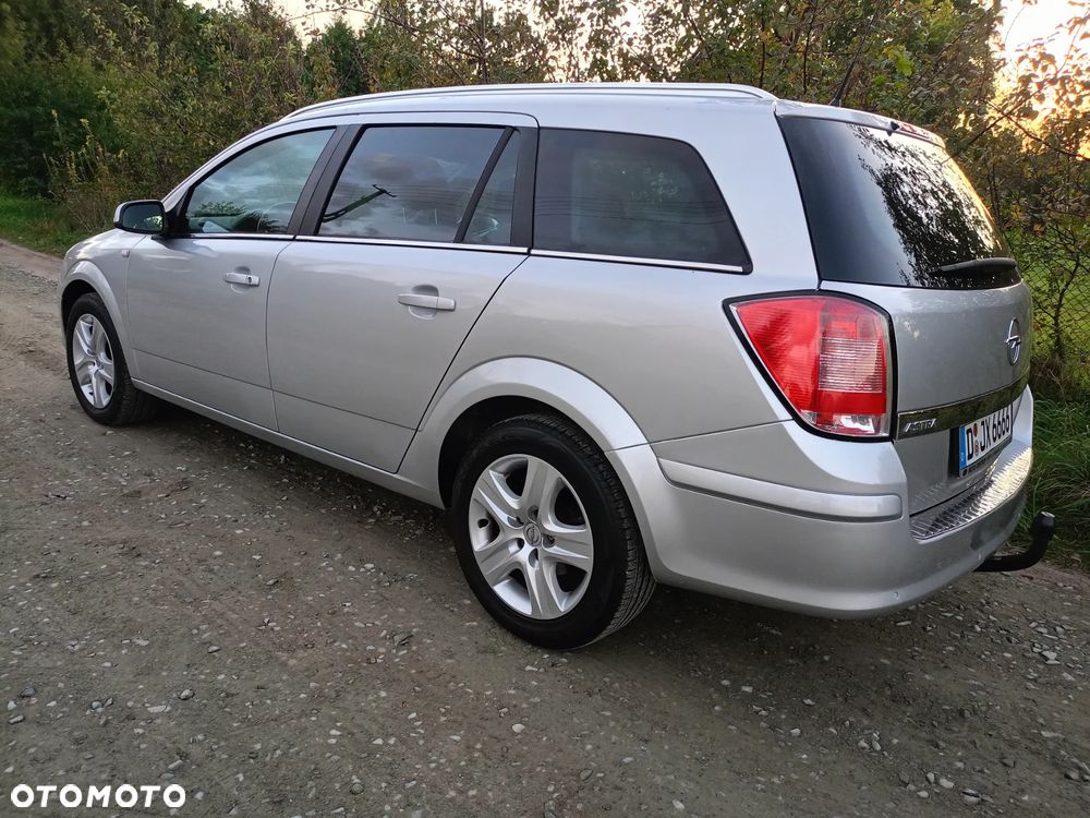 Opel Astra 1.6 Caravan NAVI - 5
