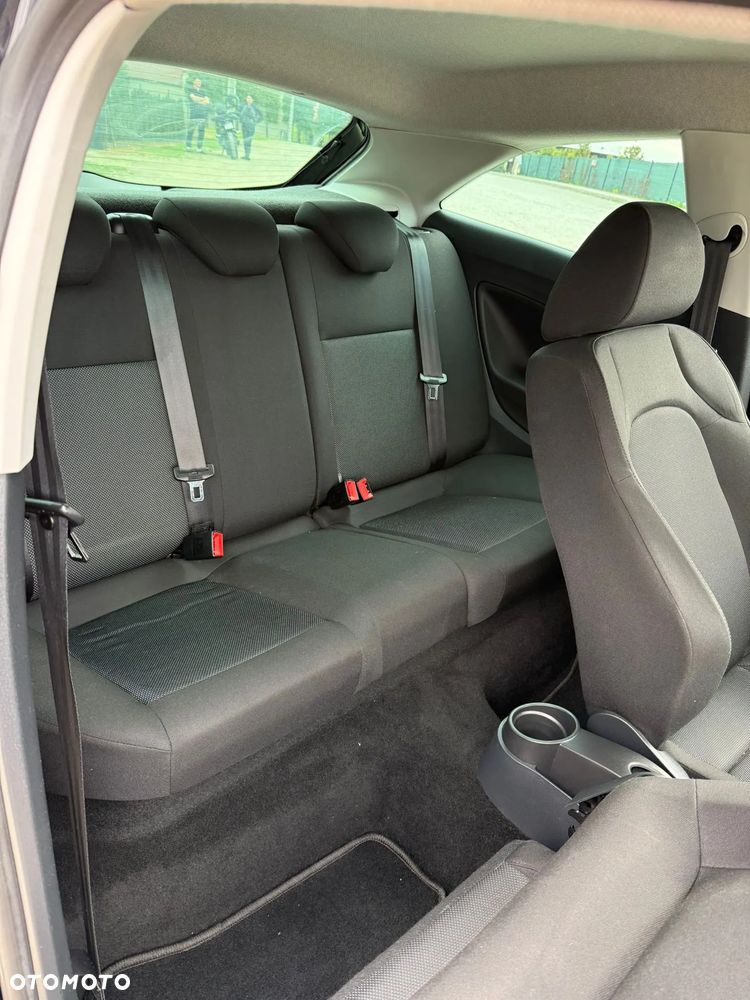 Seat Ibiza 1.6 16V Reference - 14