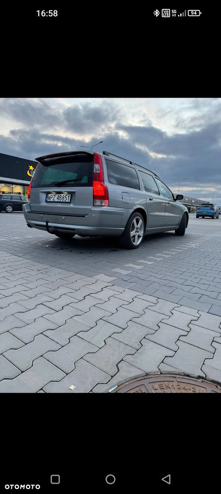 Volvo V70 2.5 R - 4