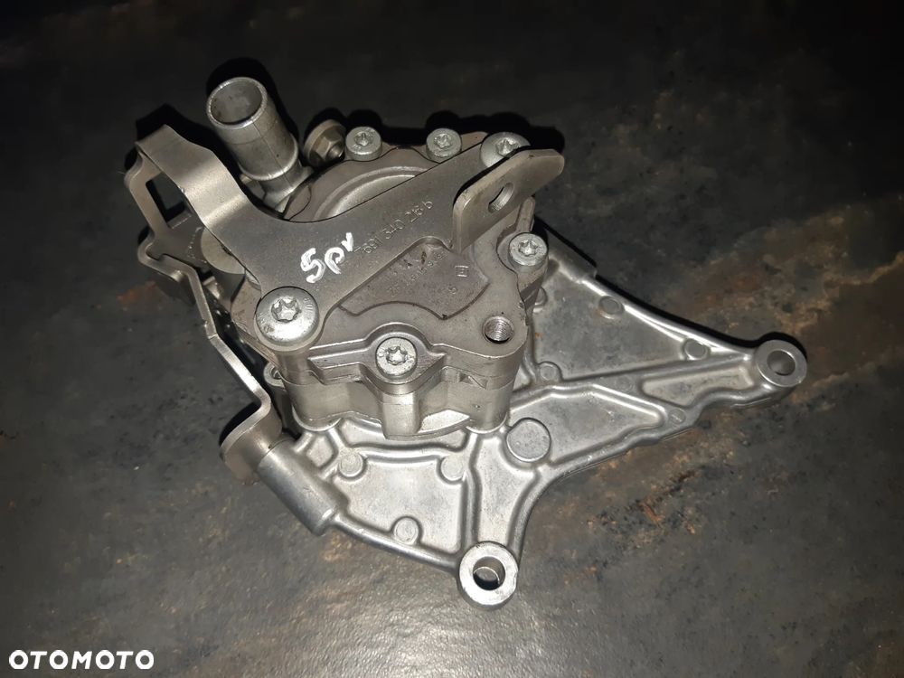 POMPA WSPOMAGANIA Mercedes G 63AMG A0074660701 - 1