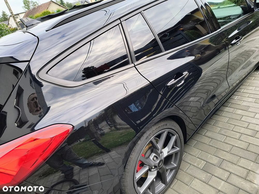 Ford Focus 2.0 EcoBlue ST - 9