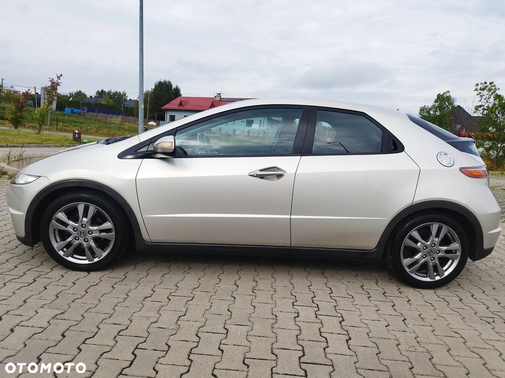 Honda Civic 1.8 Sport - 10