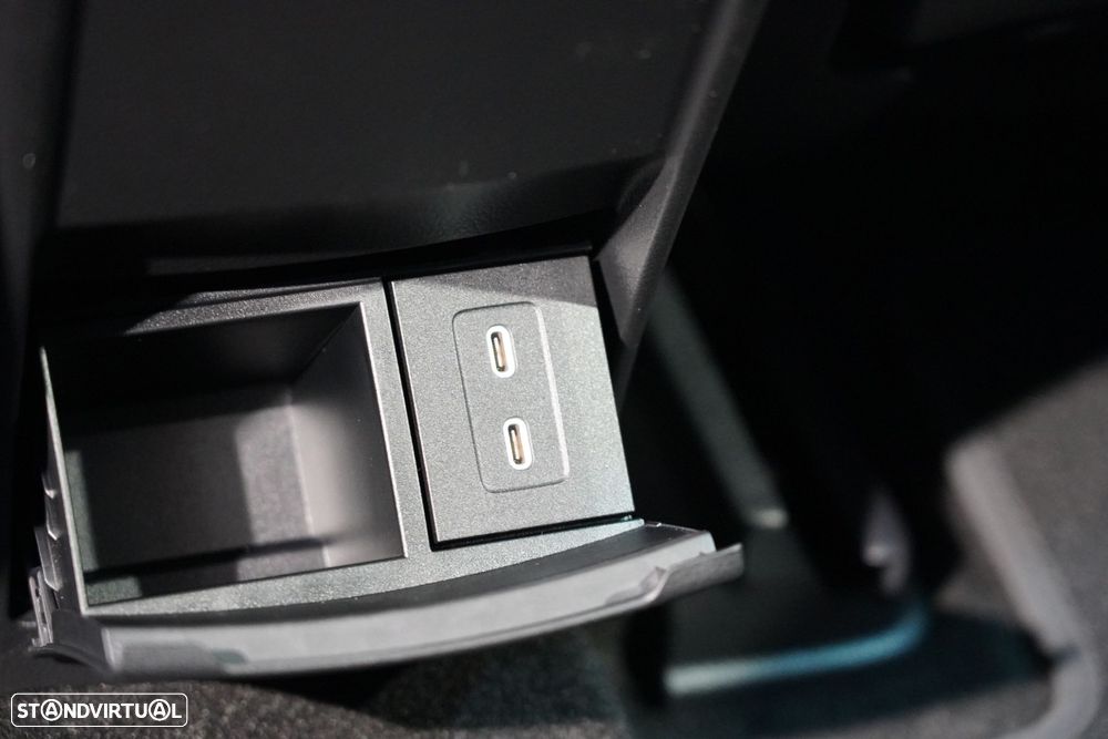 Mercedes-Benz EQA 250+ Edition - 48