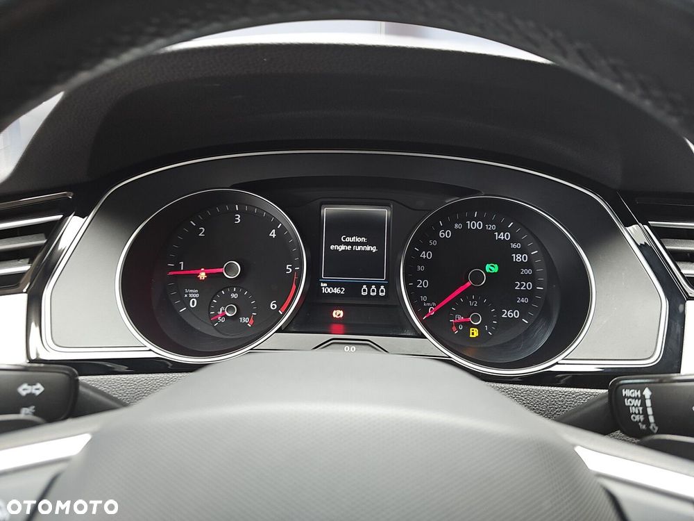 Volkswagen Passat 2.0 TDI EVO Business DSG - 20