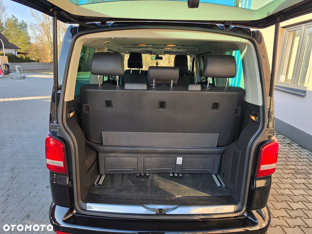 Volkswagen Multivan - 31