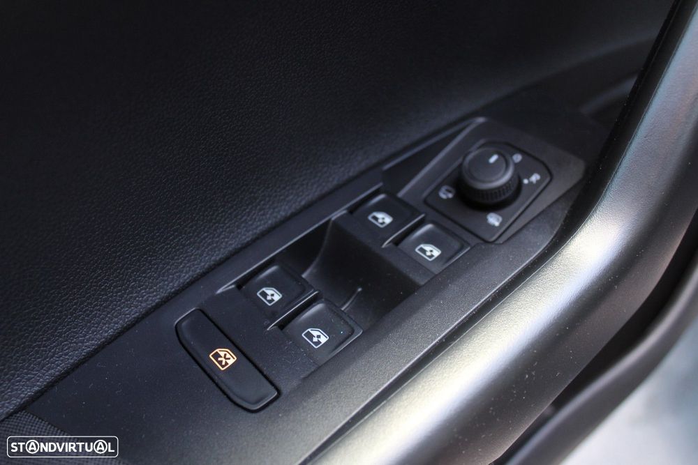 VW Taigo 1.0 TSI Urban DSG - 7