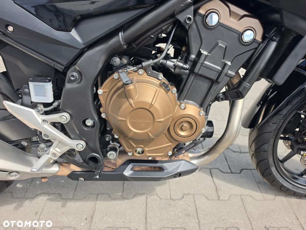Honda CB - 21