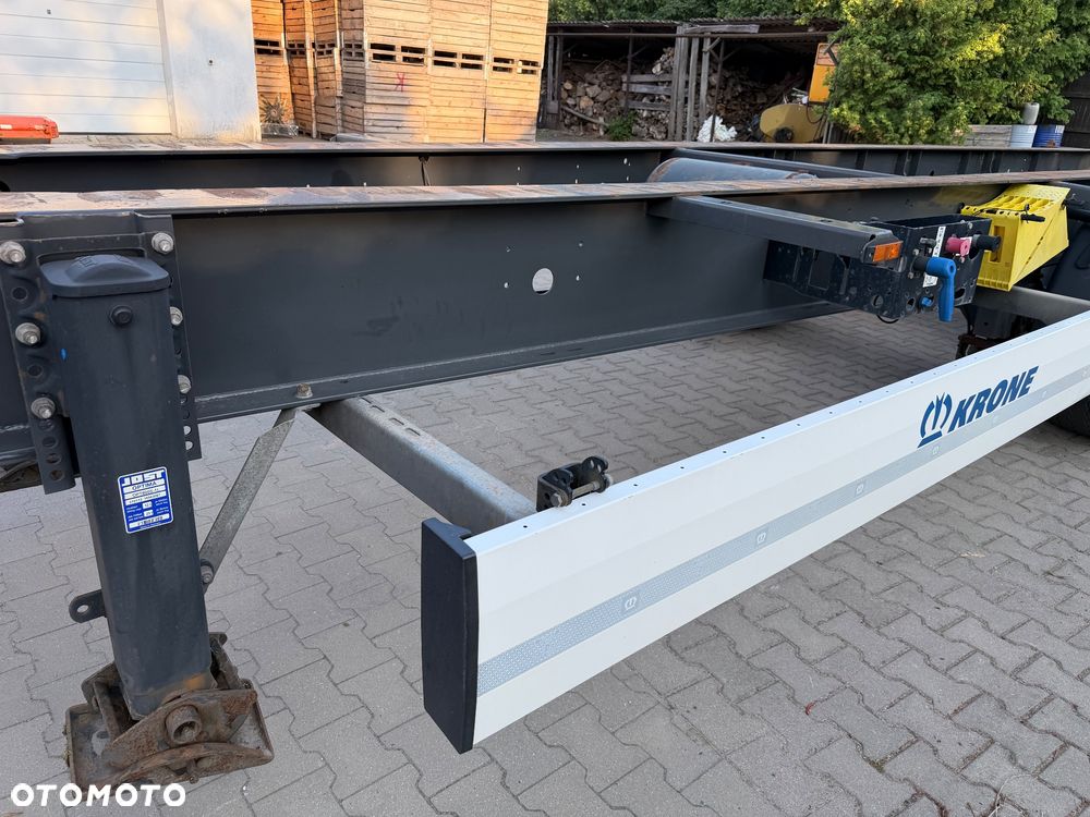 Krone SD 40"-45" / 4100 kg / lekka / sprowadzona / oś podnoszona / Podkontenerowa / pod kontenerowa - 8