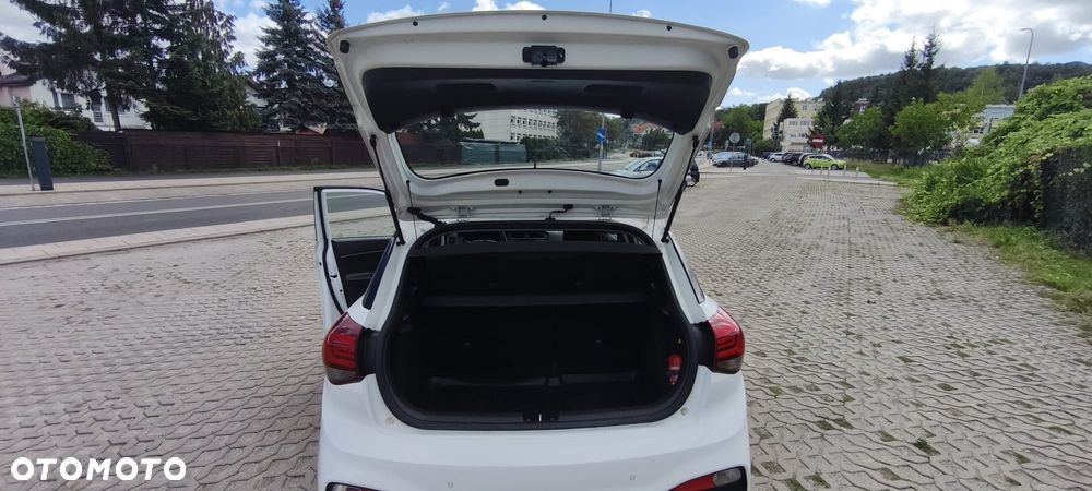 Hyundai i20 1.2 Classic Plus - 9