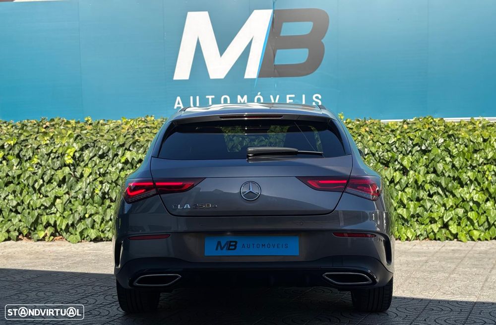 Mercedes-Benz CLA 250 - 22
